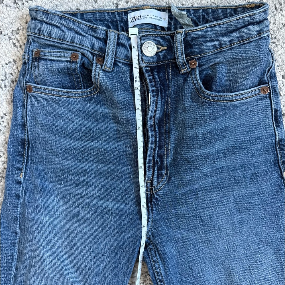Zara High Rise Jeans - Picture 4 of 7